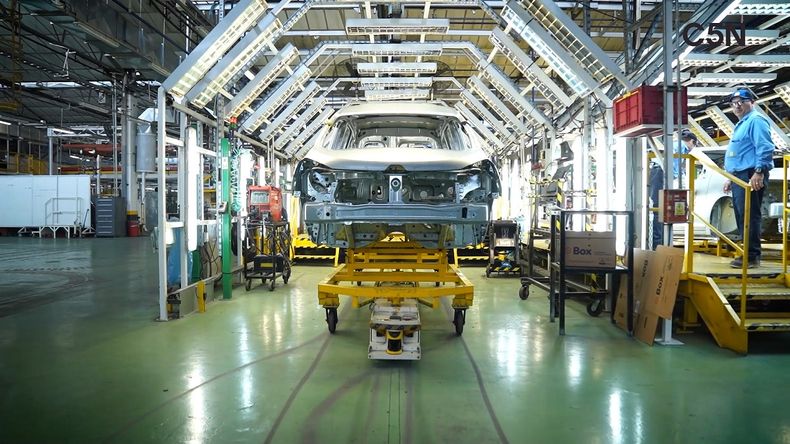 Así se fabrica la Renault Alaskan en la Argentina