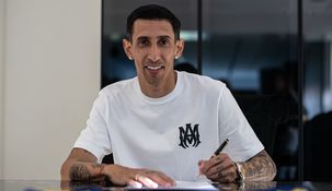 Di María se lookeó haciendo juego con su familia. Di María se lookeó haciendo juego con su familia.