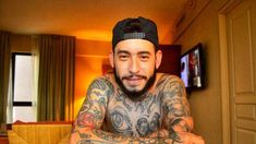 Parece otro: Ulises Bueno se sacó la barba Parece otro: Ulises Bueno se sacó la barba