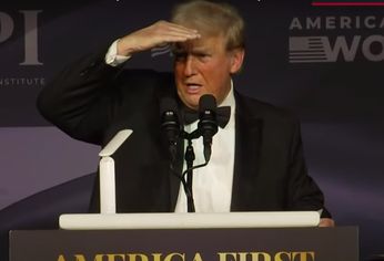 Donald Trump agradeció a Milei por su presencia.