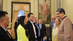 El gobierno intenta conformar el Frente Nacional por la Paz de cara a las elecciones. El gobierno intenta conformar el Frente Nacional por la Paz de cara a las elecciones.