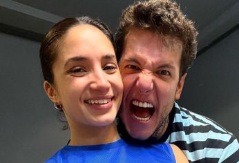 El mediático junto a la protagonista de esta historia.