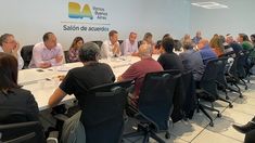 El salario neto de un maestro de grado sin antigüedad pasará a ser en junio de $356.314 para jornada completa.