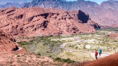 La provincia de Salta tiene una Quebrada impactante. La provincia de Salta tiene una Quebrada impactante.