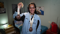 El día que Diego Maradona le ofreció ayuda para pagarse una Copa del Mundo a Aylén Romachuk El día que Diego Maradona le ofreció ayuda para pagarse una Copa del Mundo a Aylén Romachuk