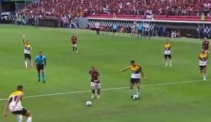 El penal fue sancionado a los 43 minutos del segundo tiempoque terminó con la victoria al Flamengo El penal fue sancionado a los 43 minutos del segundo tiempoque terminó con la victoria al Flamengo