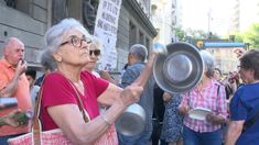 Los jubilados, una de las principales víctimas del ajuste. Los jubilados, una de las principales víctimas del ajuste.