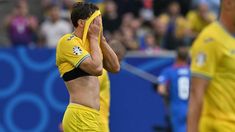 Ucrania se quedó afuera de la Eurocopa en la fase de grupos. Ucrania se quedó afuera de la Eurocopa en la fase de grupos.