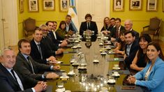 Los legisladores visitaron Casa Rosada para reunirse con Milei.&nbsp;