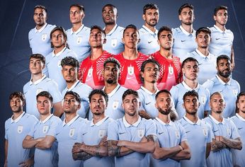 Los 26 jugadores convocados por Marcelo Bielsa. Los 26 jugadores convocados por Marcelo Bielsa.