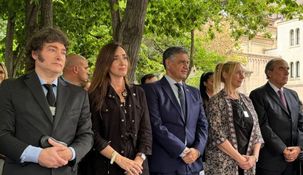 Javier Milei se mostró con Victoria Villarruel en el acto aniversario del atentado a la Embajada de Israel