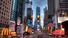 Nueva York incrementó la cantidad de policías en lugares estratégicos. Nueva York incrementó la cantidad de policías en lugares estratégicos.