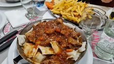 Este bodegón tiene los platos típicos de la cocina porteña. Este bodegón tiene los platos típicos de la cocina porteña.