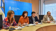 La ministra Kelly Olmos encabezó la reunión.