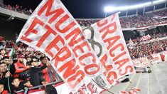 Las banderas en homenaje a Marcelo Gallardo. Las banderas en homenaje a Marcelo Gallardo.