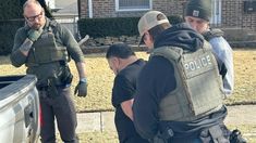 ICE informó que detuvo a 1.179 personas el lunes. ICE informó que detuvo a 1.179 personas el lunes.