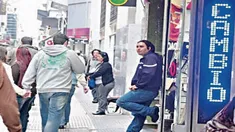Detienen a arbolitos en allanamientos en cuevas de la City porteña