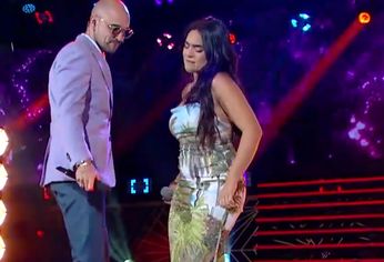Abel Pintos sorprendió a Ángela Leiva en vivo con un pedido muy particular.