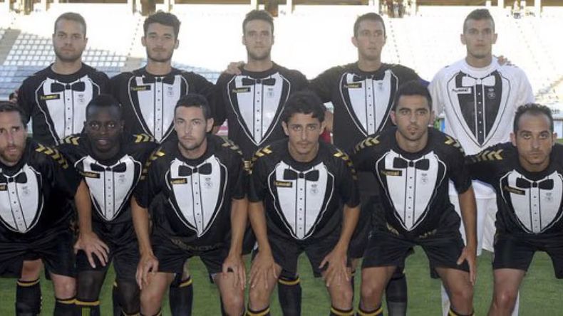 Diseños de camisetas que fueron un fiasco para los hinchas.