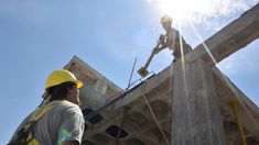 En lo que va del año, la actividad industrial acumuló un alzadel 6% y la construcción, 6,3%. En lo que va del año, la actividad industrial acumuló un alzadel 6% y la construcción, 6,3%.