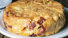 El bodegón de Buenos Aires que prepara la mejor tortilla babé. El bodegón de Buenos Aires que prepara la mejor tortilla babé.