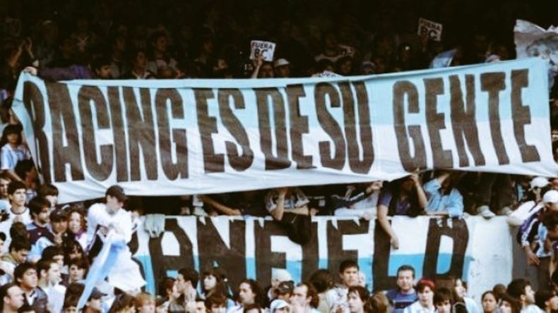 Los socios de Racing recuperaron el club un día como hoy pero de 2008.