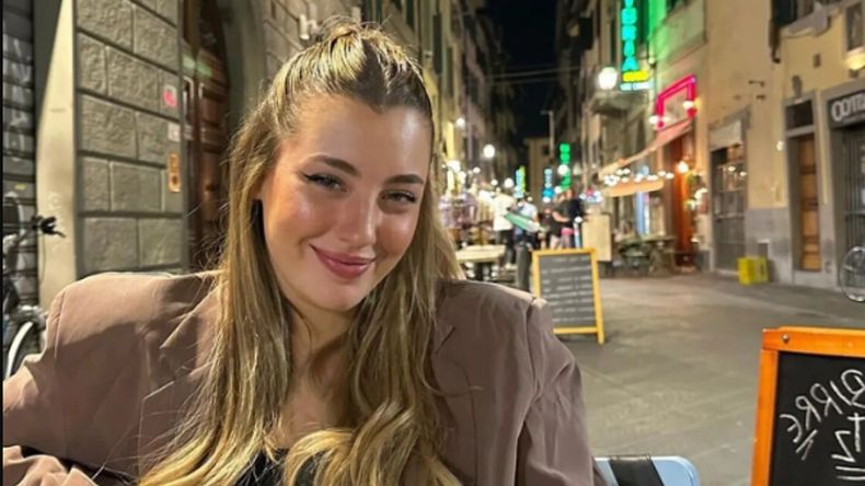 Ella es la argentina que pagó varios euros por un error en un colectivo en Roma.