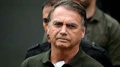 Jair Bolsonaro está en prisión por intento de golpe de Estado. Jair Bolsonaro está en prisión por intento de golpe de Estado.