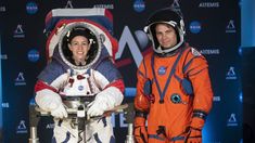 La NASA en el 2019 tuvo que cancelar el primer paseo espacial exclusivo de dos mujeres por la falta de trajes espaciales. La NASA en el 2019 tuvo que cancelar el primer paseo espacial exclusivo de dos mujeres por la falta de trajes espaciales.