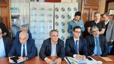 Empresarios se mostraron a favor del Gobierno por los cambios en las importaciones. Empresarios se mostraron a favor del Gobierno por los cambios en las importaciones.