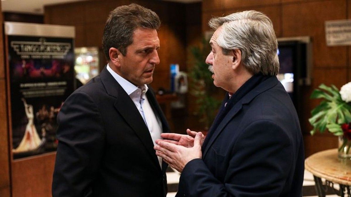 Cambios en el Gabinete? Alberto Fernández está reunido con Sergio Massa en  la Quinta de Olivos