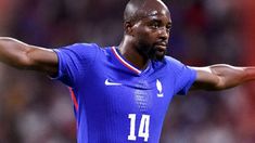 Mateta metió dos goles para el triunfo francés. Mateta metió dos goles para el triunfo francés.