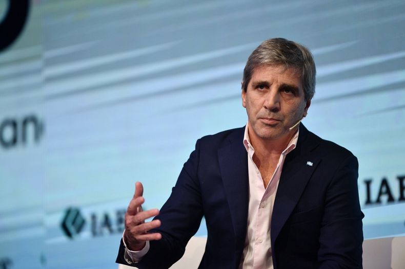El ministro de Economía, Luis Caputo.