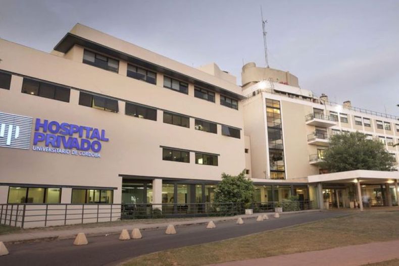 Desde el hospital privado pidieron discreción por el momento trágico que vive la familia.