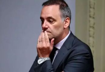 Manuel Adorni presentó su renuncia indeclinable a Milei.