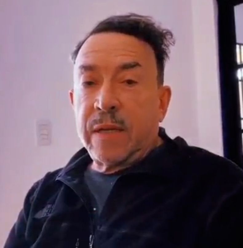 Así se encuentra Pachano luego de la operación.