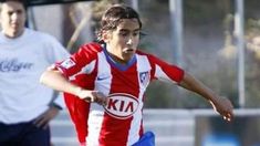 Se fue muy joven a Europa para jugar en el Atlético de Madrid. Se fue muy joven a Europa para jugar en el Atlético de Madrid.