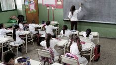 La jornada escolar bonaerense se extenderá una hora. La jornada escolar bonaerense se extenderá una hora.