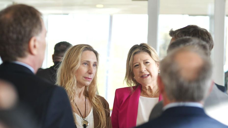 Karina Milei junto a la ministra de Seguridad, Alejandra Monteoliva.