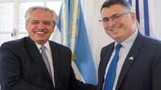 El presidente estuvo acompañado durante el encuentro por el canciller Santiago Cafiero. El presidente estuvo acompañado durante el encuentro por el canciller Santiago Cafiero.