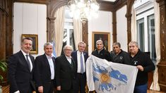 El encuentro fue en la Casa Rosada en vísperas de la gesta de Malvinas.