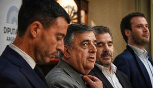 Juntos por el Cambio realizó una conferencia sobre su decisión de no bajar al recinto en Diputados.