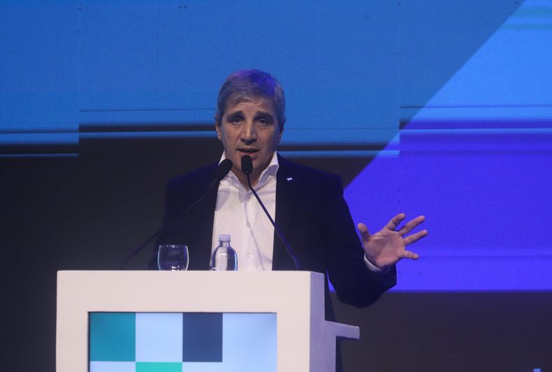 luis-caputo-expo-efi