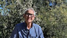 Carlos Ancapichun, el hombre de 76 años que trabajó como cuidador de la casa de la reina Máxima en el country Cumelén de Villa La Angostura.