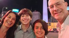 Ian e Ivo tenían 15 y 12 años, respectivamente. Ian e Ivo tenían 15 y 12 años, respectivamente.