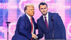 Donald Trump anunció que condecorará a Charlie Kirk tras su asesinato Donald Trump anunció que condecorará a Charlie Kirk tras su asesinato