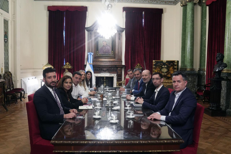 La reunión se realizó en el Salón de Honor del Congreso.