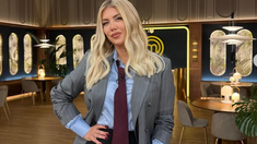 Wanda nombró a La Reini como su reemplazo. Wanda nombró a La Reini como su reemplazo.