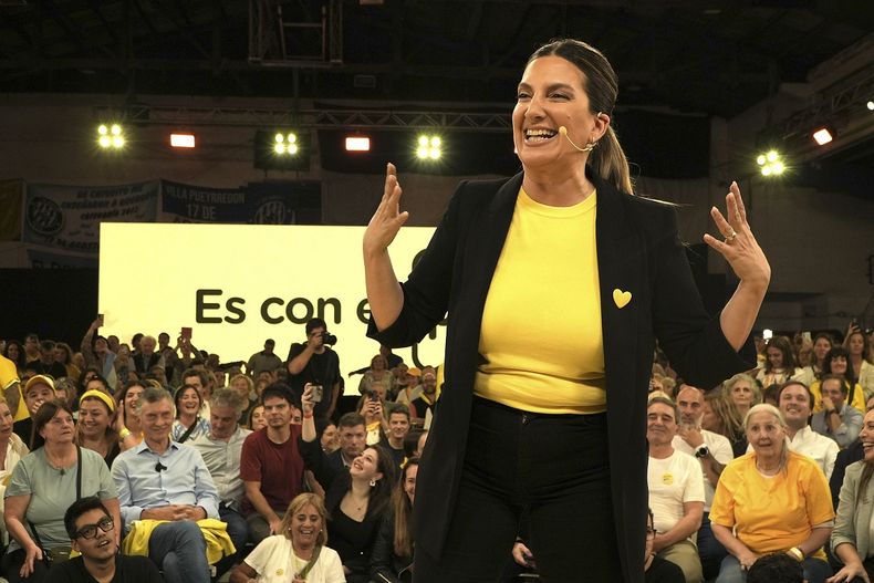 Silvia Lospennato encabez&oacute; un acto en Villa Pueyrred&oacute;n.