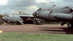 La base RAF Fairford, en Reino Unido, es utilizada por la Fuerza Aérea de Estados Unidos.